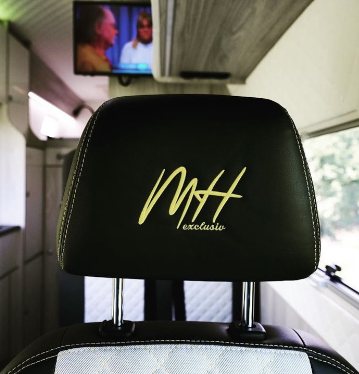 MH Logo Sitz